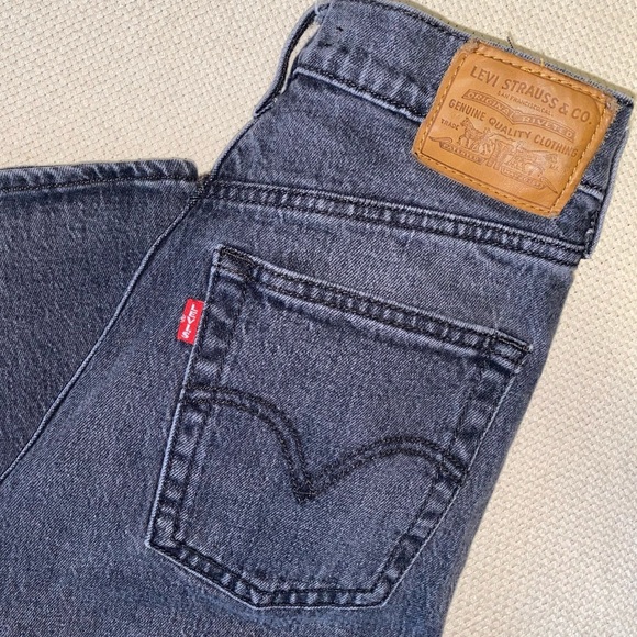 Levi's Ribcage Flare High Waisted Jeans - Picture 4 of 5